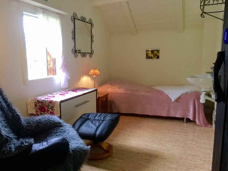 Stora Djuloe Vandrarhem Katrineholm Værelse billede